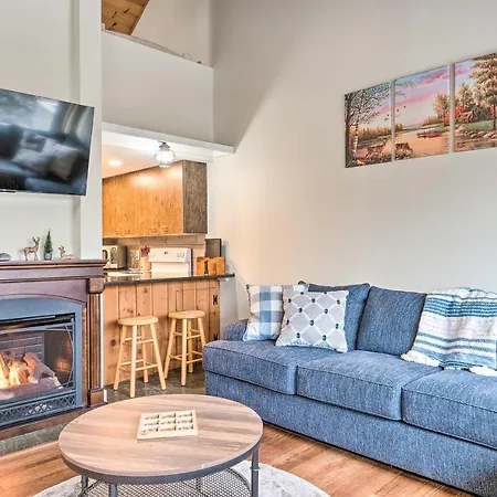 Stunning Lincoln Escape With Deck And Mtn Views! Apartamento Exterior foto