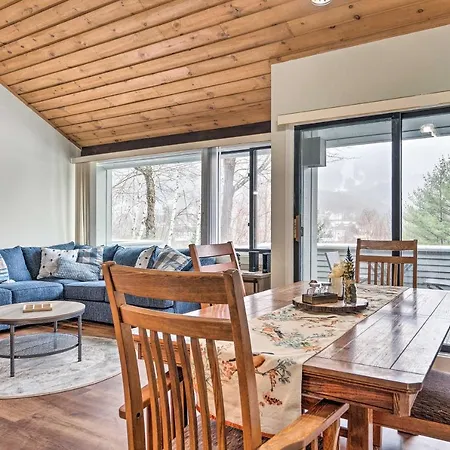 Stunning Lincoln Escape With Deck And Mtn Views! Apartamento Exterior foto