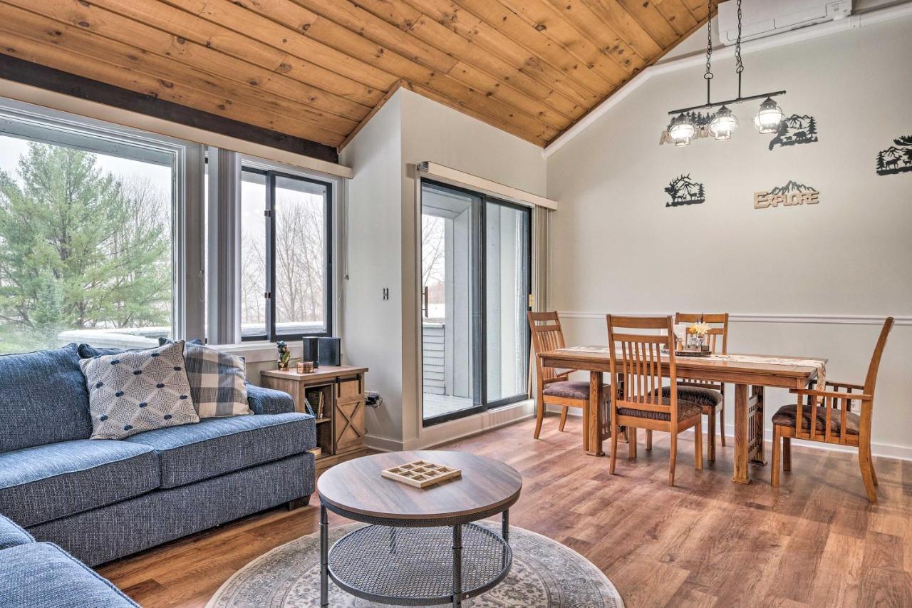 Stunning Escape With Deck And Mtn Views! * Lincoln
