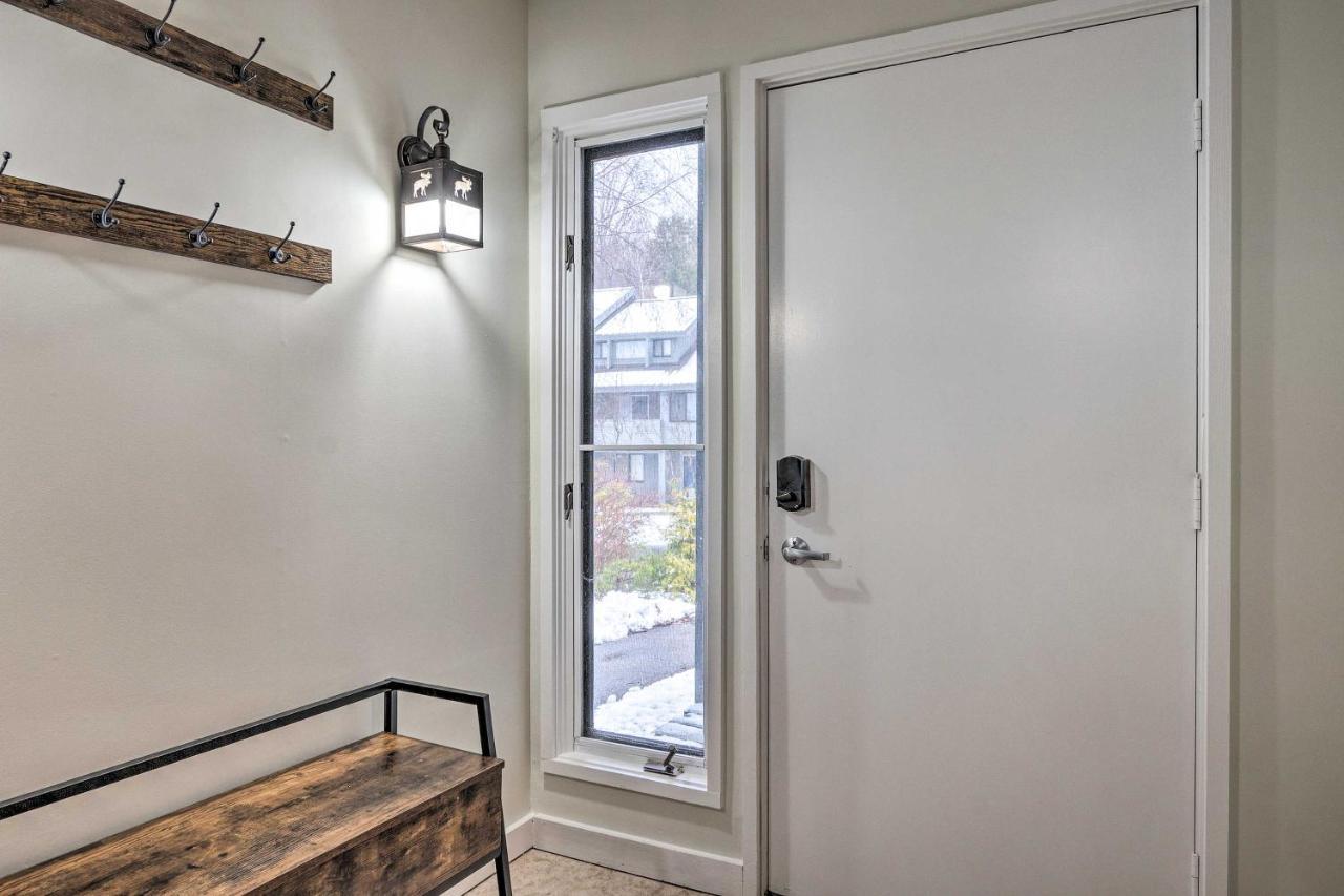 Apartment Stunning Escape With Deck And Mtn Views! *