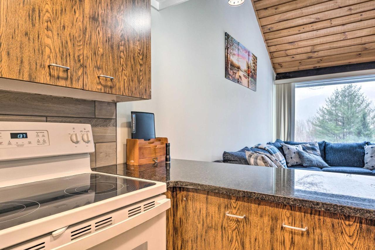 Stunning Escape With Deck And Mtn Views! Apartment